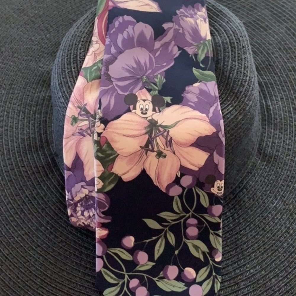 Walt Disney Co. Mickey Floral 56.5 X 4 Silk Multi-color Tie Navy/Purple/Green‎ - Picture 3 of 4